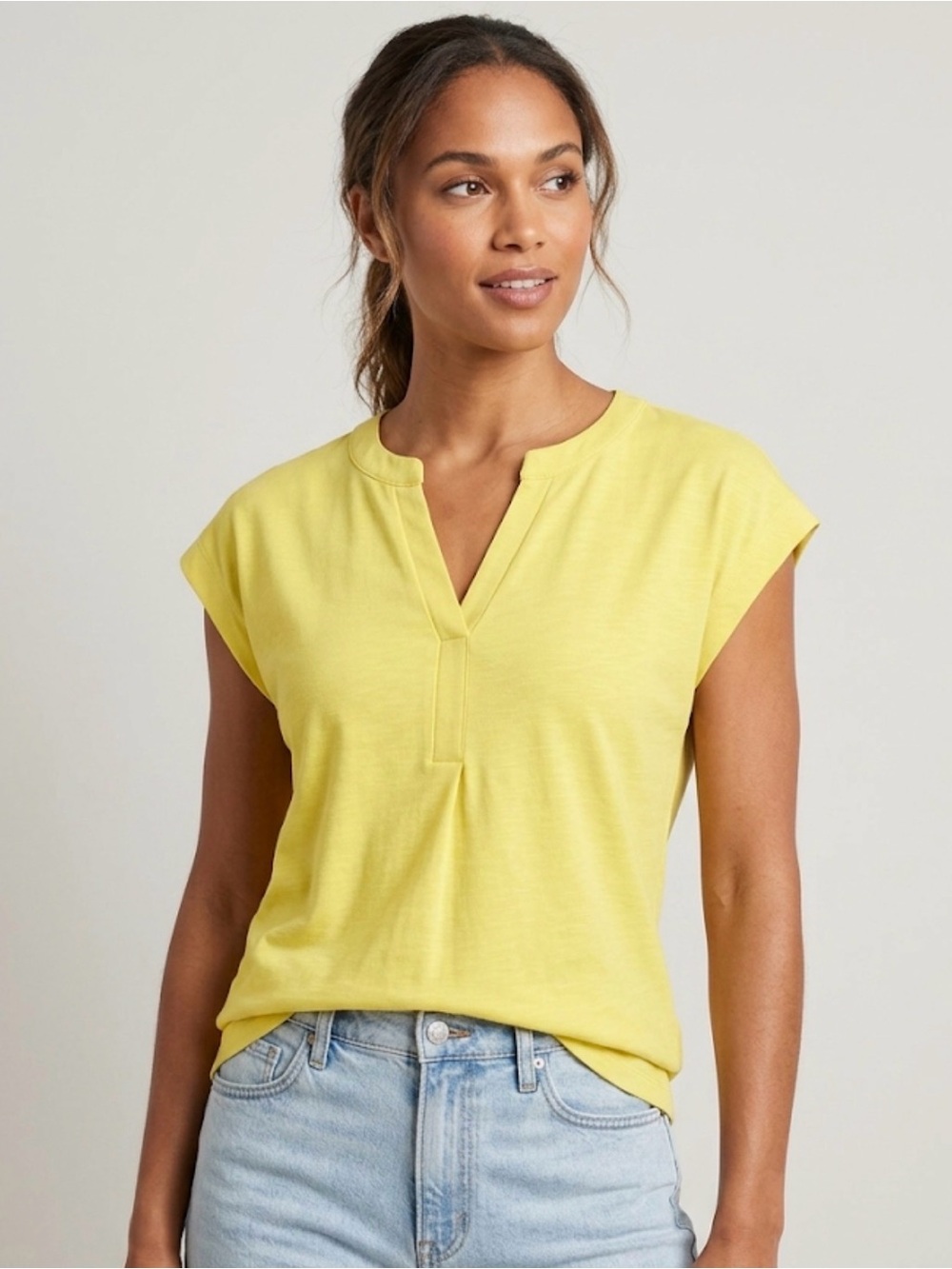 Laura petites Split-Neck Short Sleeve Tee in Sunny Yellow